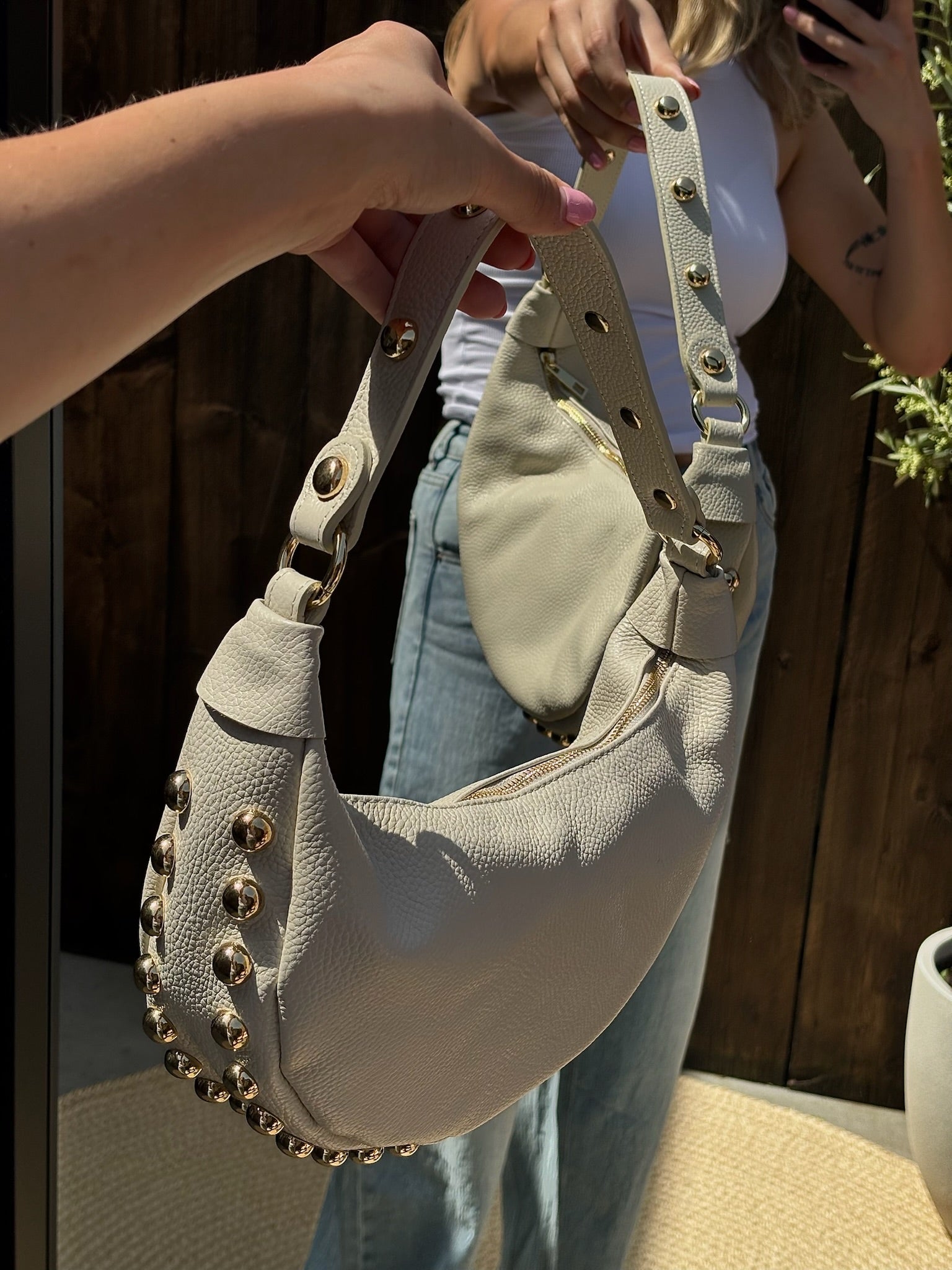 Schoudertas Beige met Studs