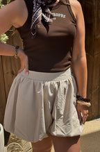 Laura ballon short
